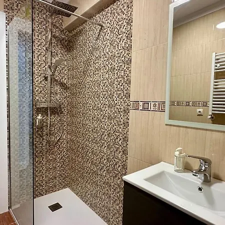 Apartamento 2k - En El Centro De Reformado *