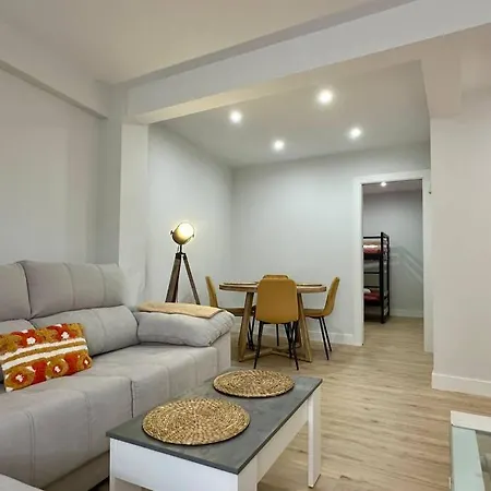 2k - En El Centro De Reformado * Castro Urdiales